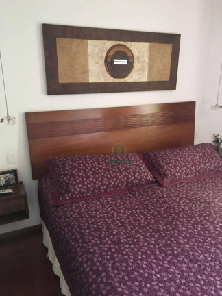 Imagem Casa com 3 Quartos à Venda, 240 m² em Jardim Guarulhos - Guarulhos Imagem Casa com 3 Quartos à Venda, 240 m² em Jardim Guarulhos - Guarulhos