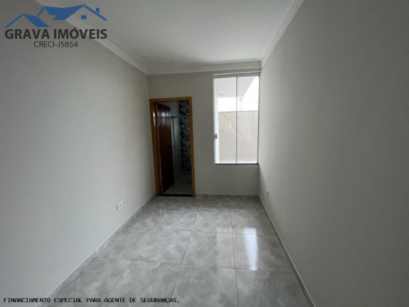 Imagem Casa com 3 Quartos à Venda, 180 m² em Parque São Pedro - Sarandi