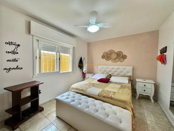 Imagem Casa com 3 Quartos à Venda, 109 m² em Centro - Xangri-lá