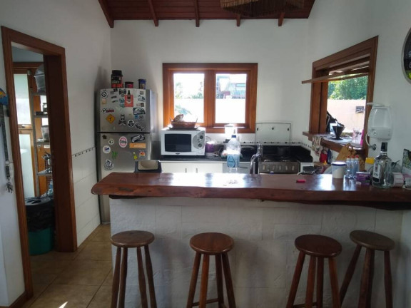 Imagem Casa com 3 Quartos à Venda, 260 m² em Rio Tavares - Florianópolis
