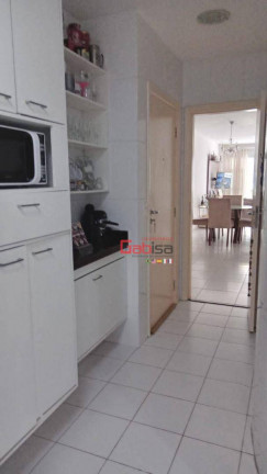 Imagem Apartamento com 3 Quartos à Venda, 180 m² em Passagem - Cabo Frio