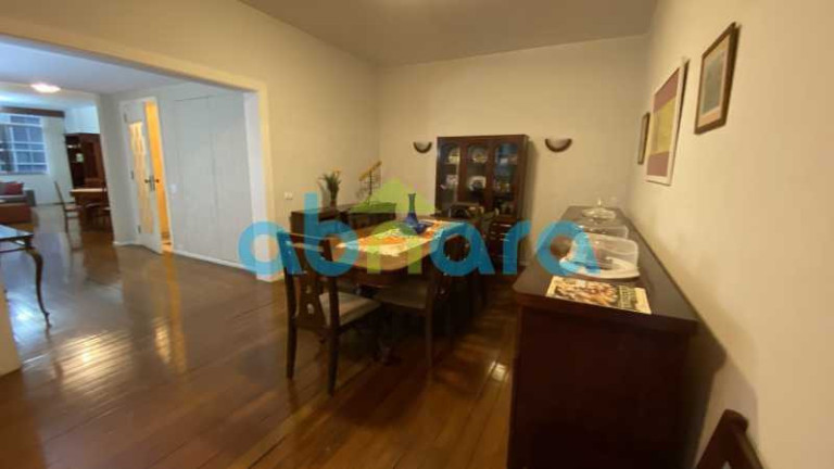 Imagem Apartamento com 3 Quartos à Venda, 206 m² em Copacabana - Rio De Janeiro Imagem Apartamento com 3 Quartos à Venda, 206 m² em Copacabana - Rio De Janeiro