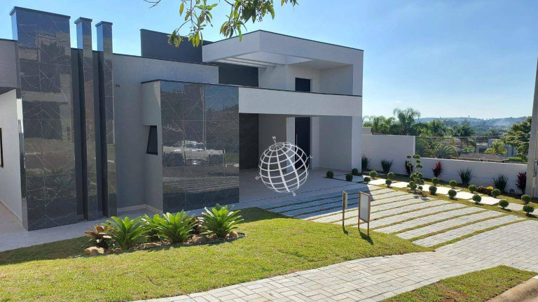 Casa com 3 Quartos à Venda, 220 m² em Condomínio Shambala Iii - Atibaia