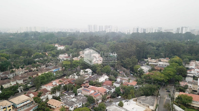 Imagem Casa com 5 Quartos à Venda, 460 m² em Santo Amaro - São Paulo Imagem Casa com 5 Quartos à Venda, 460 m² em Santo Amaro - São Paulo