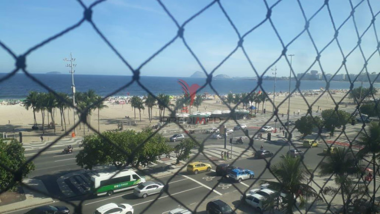 Imagem Apartamento com 4 Quartos à Venda, 450 m² em Copacabana - Rio De Janeiro Imagem Apartamento com 4 Quartos à Venda, 450 m² em Copacabana - Rio De Janeiro