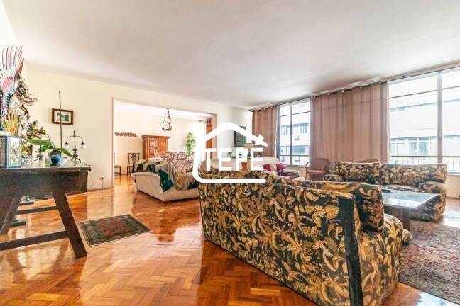Imagem Apartamento com 3 Quartos à Venda, 290 m² em Copacabana - Rio De Janeiro Imagem Apartamento com 3 Quartos à Venda, 290 m² em Copacabana - Rio De Janeiro