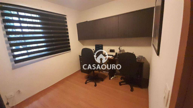 Imagem Apartamento com 3 Quartos à Venda, 130 m² em Santo Antônio - Belo Horizonte Imagem Apartamento com 3 Quartos à Venda, 130 m² em Santo Antônio - Belo Horizonte