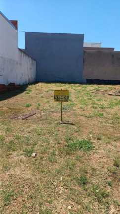 Terreno à Venda, 360 m² em Jardim Dos Ipês - Pirassununga