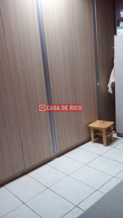 Imagem Casa com 3 Quartos à Venda, 187 m² em Aquilles Sthengel - Londrina