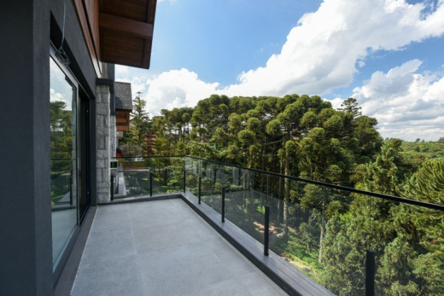 Imagem Apartamento com 4 Quartos à Venda, 319 m² em Planalto - Gramado