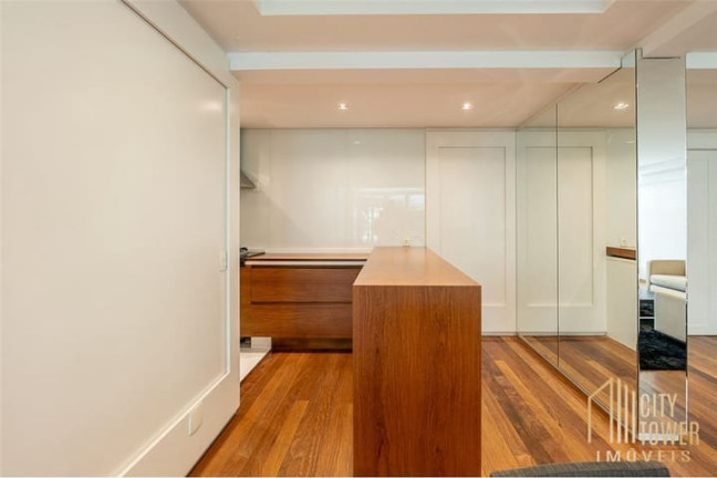 Imagem Apartamento com 3 Quartos à Venda, 180 m² em Vila Nova Conceição - São Paulo Imagem Apartamento com 3 Quartos à Venda, 180 m² em Vila Nova Conceição - São Paulo