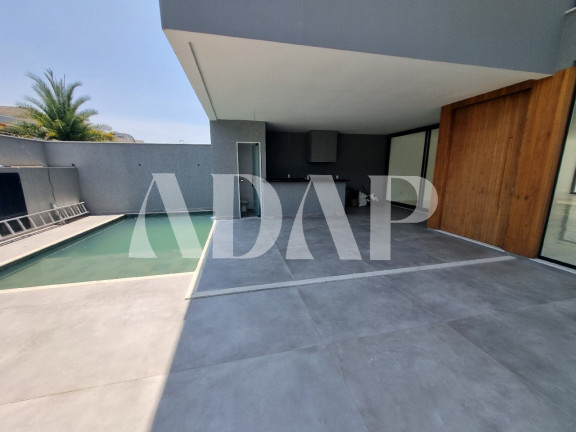 Imagem Casa com 4 Quartos à Venda, 400 m² em Recreio Dos Bandeirantes - Rio De Janeiro Imagem Casa com 4 Quartos à Venda, 400 m² em Recreio Dos Bandeirantes - Rio De Janeiro