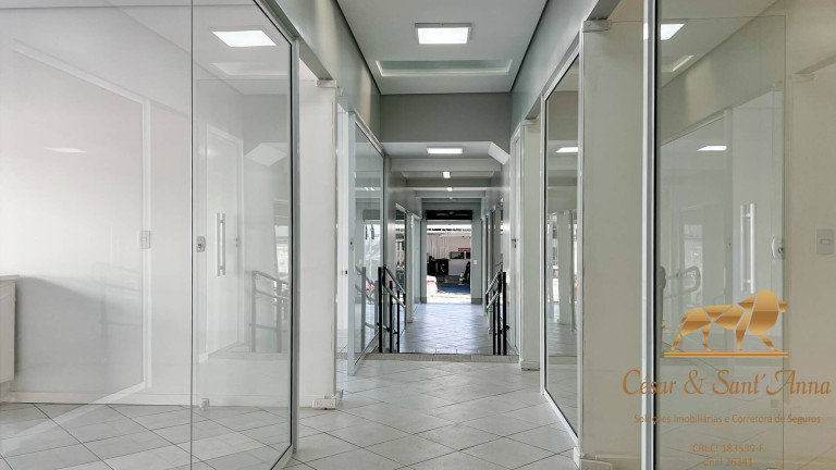 Sala Comercial para Alugar, 30 m² em Abernéssia - Campos Do Jordão