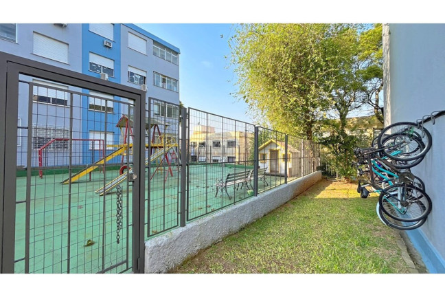 Imagem Apartamento com 2 Quartos à Venda, 53 m² em Santo Antônio - Porto Alegre Imagem Apartamento com 2 Quartos à Venda, 53 m² em Santo Antônio - Porto Alegre