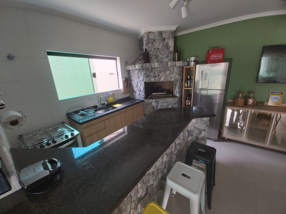 Imagem Sobrado com 3 Quartos à Venda, 340 m² em São Roque - São Roque