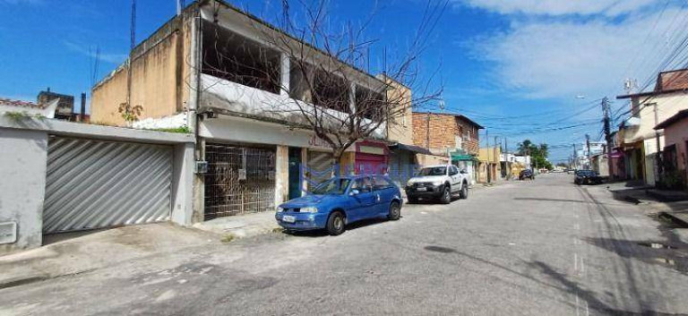 Imagem Casa com 2 Quartos à Venda, 363 m² em Montese - Fortaleza