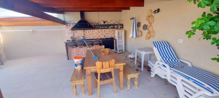 Imagem Casa com 3 Quartos à Venda, 558 m² em São João Batista - Peruíbe