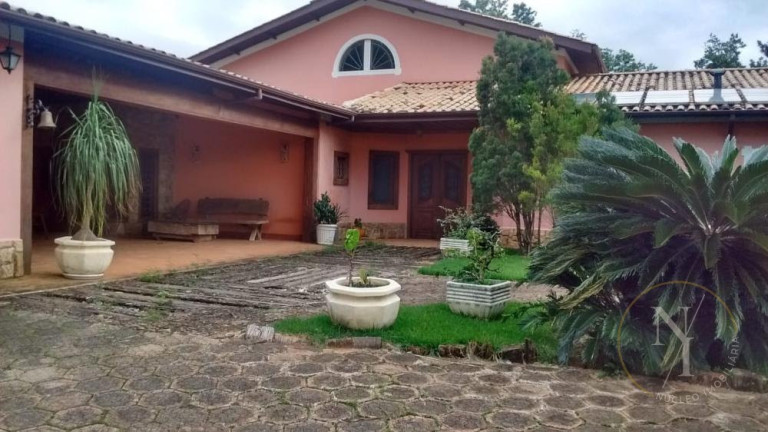 Imagem Imóvel com 6 Quartos à Venda, 146 m² em Centro - Socorro Imagem Imóvel com 6 Quartos à Venda, 146 m² em Centro - Socorro