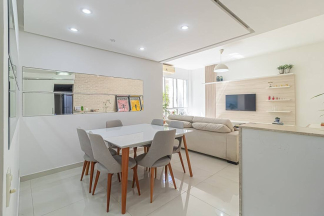 Imagem Apartamento com 2 Quartos à Venda, em Ipanema - Rio De Janeiro Imagem Apartamento com 2 Quartos à Venda, em Ipanema - Rio De Janeiro