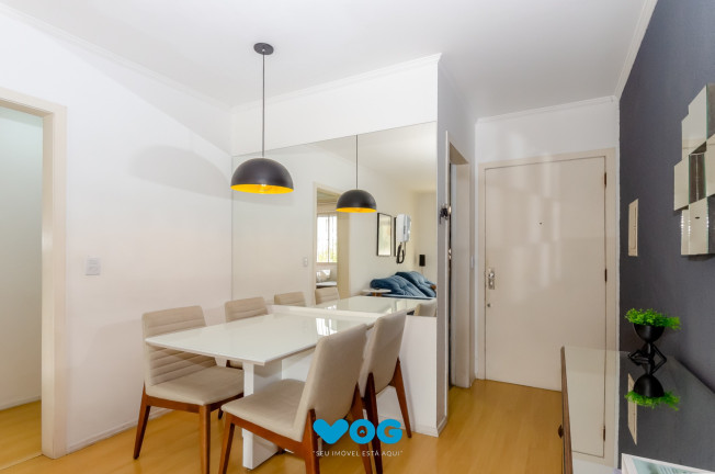 Imagem Imóvel com 2 Quartos à Venda, 62 m² em Petrópolis - Porto Alegre Imagem Imóvel com 2 Quartos à Venda, 62 m² em Petrópolis - Porto Alegre