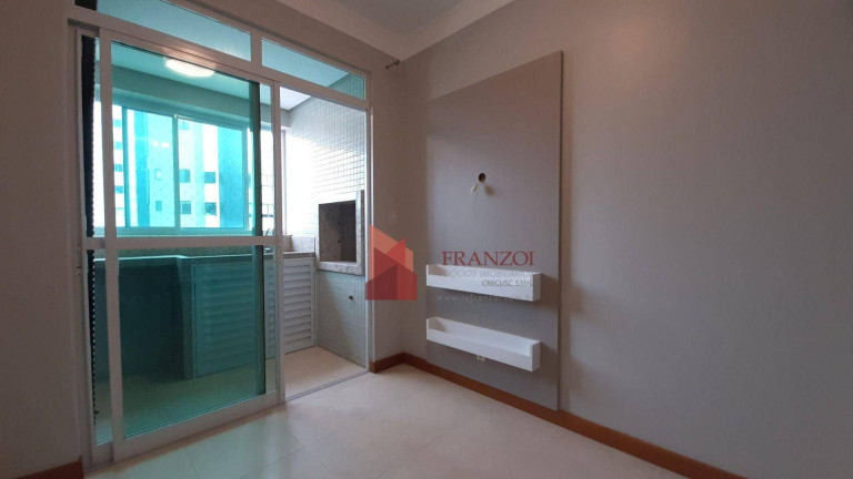 Imagem Apartamento com 3 Quartos para Alugar, 180 m² em Fazenda - Itajaí Imagem Apartamento com 3 Quartos para Alugar, 180 m² em Fazenda - Itajaí
