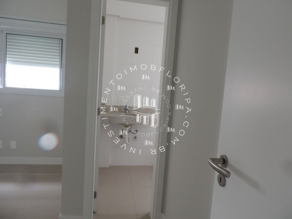 Imagem Apartamento com 2 Quartos à Venda, 76 m² em Itacorubi - Florianópolis