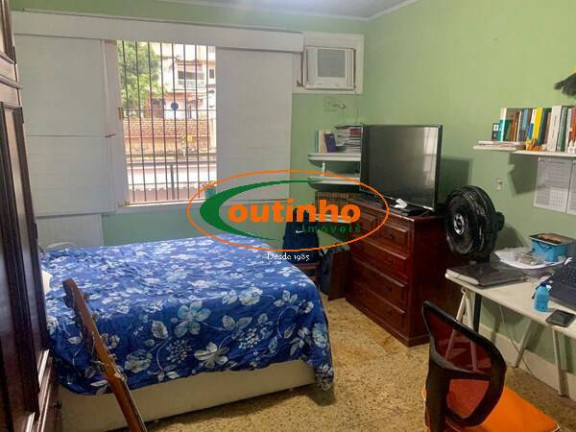 Imagem Casa com 4 Quartos à Venda, 400 m² em Grajaú - Rio De Janeiro Imagem Casa com 4 Quartos à Venda, 400 m² em Grajaú - Rio De Janeiro