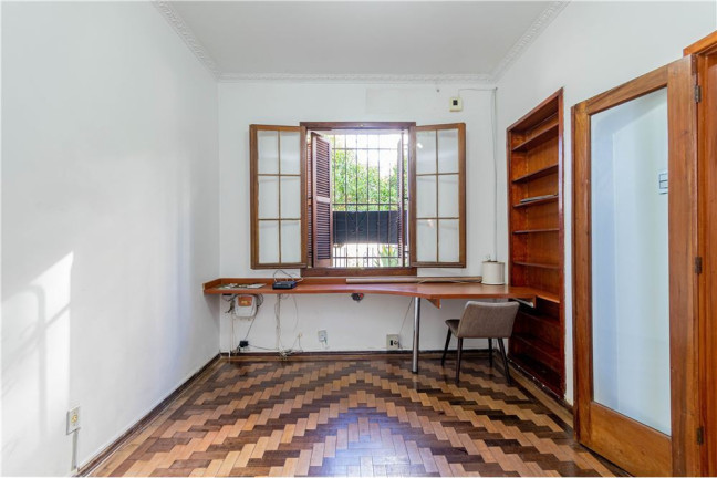 Imagem Casa com 3 Quartos à Venda, 211 m² em Menino Deus - Porto Alegre