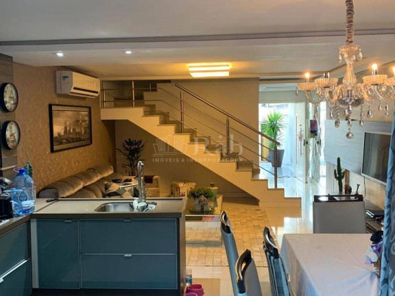 Imagem Sobrado com 3 Quartos à Venda, 280 m² em São João - Itajaí Imagem Sobrado com 3 Quartos à Venda, 280 m² em São João - Itajaí