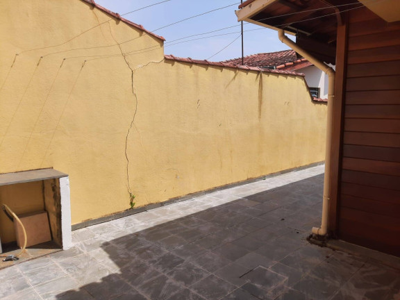 Imagem Casa com 2 Quartos à Venda, 180 m² em Santa Luzia - Bragança Paulista Imagem Casa com 2 Quartos à Venda, 180 m² em Santa Luzia - Bragança Paulista