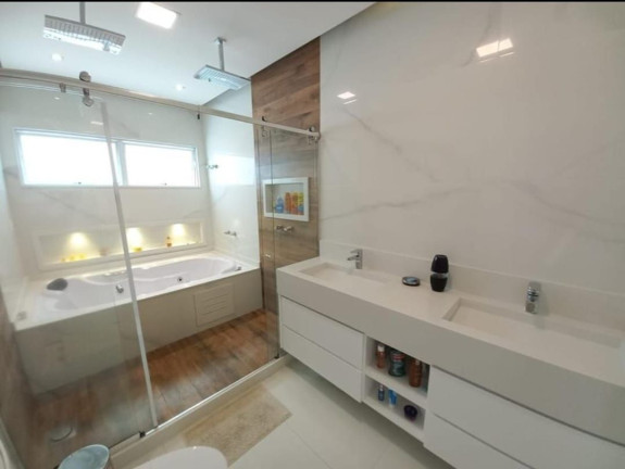 Imagem Casa com 3 Quartos à Venda, 246 m² em Parque Do Imbui - Teresópolis Imagem Casa com 3 Quartos à Venda, 246 m² em Parque Do Imbui - Teresópolis