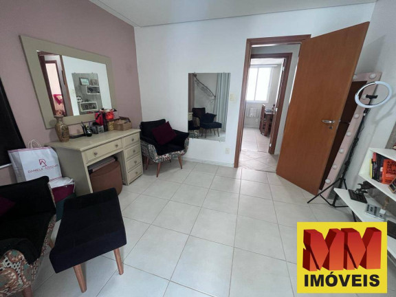 Imagem Apartamento com 4 Quartos à Venda, 217 m² em Braga - Cabo Frio