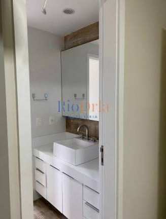 Imagem Apartamento com 4 Quartos à Venda, 236 m² em Barra Da Tijuca - Rio De Janeiro