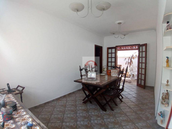 Casa com 3 Quartos à Venda, 210 m² em Jardim Das Nações - Taubaté