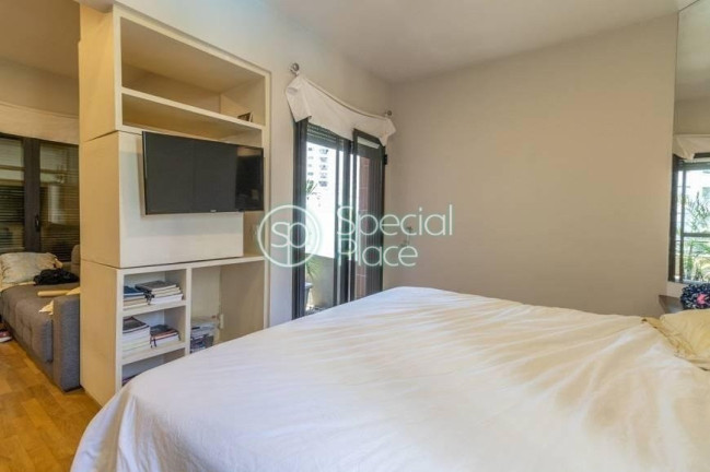Imagem Apartamento com 2 Quartos à Venda, 250 m² em Moema Pássaros - São Paulo