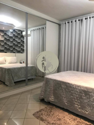 Imagem Casa com 3 Quartos à Venda, 135 m² em Ponta Da Praia - Santos Imagem Casa com 3 Quartos à Venda, 135 m² em Ponta Da Praia - Santos
