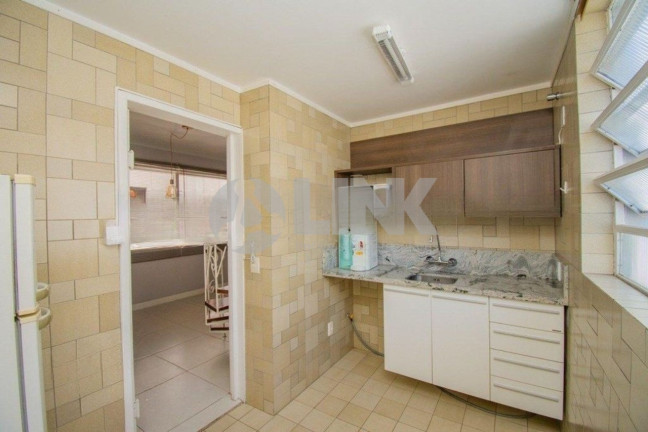 Imagem Imóvel com 3 Quartos à Venda, 92 m² em Petrópolis - Porto Alegre