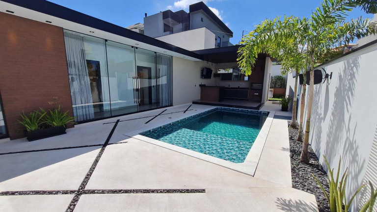 Imagem Casa com 3 Quartos à Venda, 400 m² em Jardim Santa Helena - Bragança Paulista Imagem Casa com 3 Quartos à Venda, 400 m² em Jardim Santa Helena - Bragança Paulista