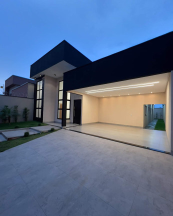 Casa com 4 Quartos à Venda, 196 m² em Moinho Dos Ventos - Goiania