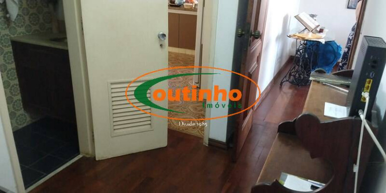 Imagem Apartamento com 4 Quartos à Venda, 159 m² em Tijuca - Rio De Janeiro Imagem Apartamento com 4 Quartos à Venda, 159 m² em Tijuca - Rio De Janeiro