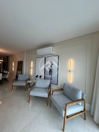 Imagem Apartamento com 4 Quartos à Venda, 180 m² em Meia Praia - Itapema Imagem Apartamento com 4 Quartos à Venda, 180 m² em Meia Praia - Itapema