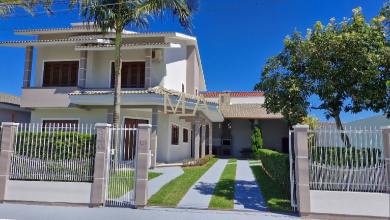 Imagem Casa com 4 Quartos à Venda, 240 m² em Ingleses - Florianópolis Imagem Casa com 4 Quartos à Venda, 240 m² em Ingleses - Florianópolis