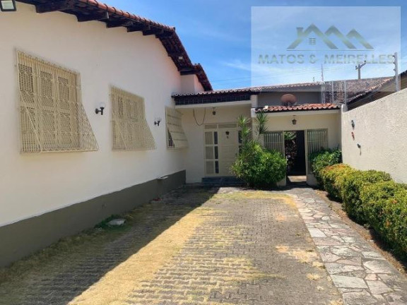 Imagem Casa com 4 Quartos à Venda, 585 m² em Fátima - Fortaleza Imagem Casa com 4 Quartos à Venda, 585 m² em Fátima - Fortaleza