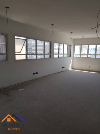 Sala Comercial à Venda, 45 m² em Centro - Santo André