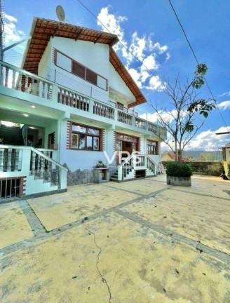 Imagem Casa com 3 Quartos à Venda, 344 m² em Golfe - Teresópolis
