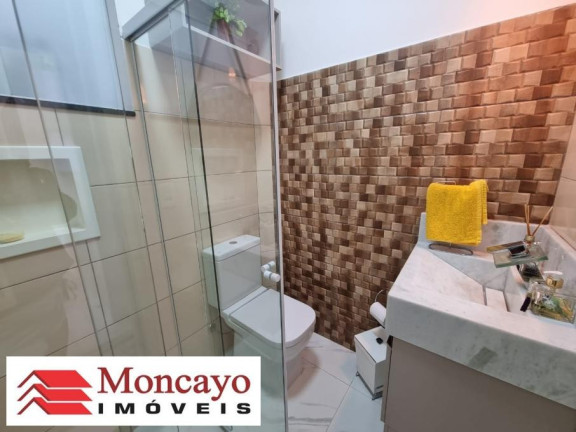 Imagem Casa com 3 Quartos à Venda, 327 m² em Centro - Caraguatatuba Imagem Casa com 3 Quartos à Venda, 327 m² em Centro - Caraguatatuba