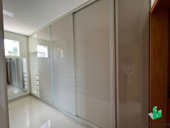 Imagem Casa com 3 Quartos à Venda, 300 m² em Ibituruna - Montes Claros Imagem Casa com 3 Quartos à Venda, 300 m² em Ibituruna - Montes Claros