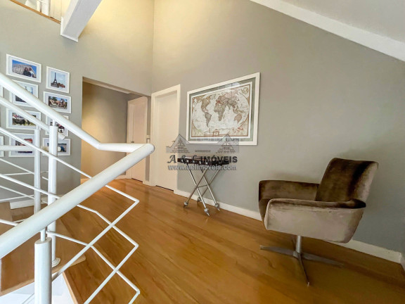Imagem Casa com 7 Quartos à Venda, 500 m² em Recanto Das Araucárias - Campos Do Jordão