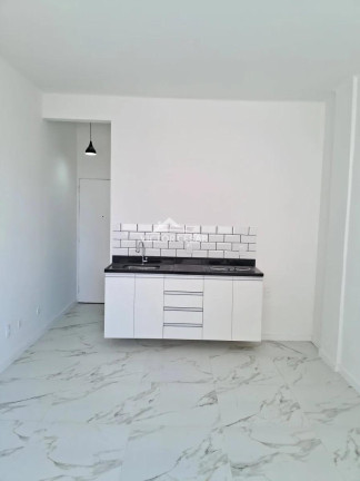 Imagem Kitnet com 1 Quarto à Venda, 30 m² em Centro - Rio De Janeiro Imagem Kitnet com 1 Quarto à Venda, 30 m² em Centro - Rio De Janeiro