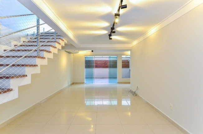Imagem Casa com 3 Quartos à Venda, 269 m² em Brooklin Paulista - São Paulo Imagem Casa com 3 Quartos à Venda, 269 m² em Brooklin Paulista - São Paulo